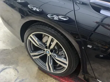 [첨단타이어] BMW 730d 순정 20인치 다이아몬드컷팅 휠복원 / 전주