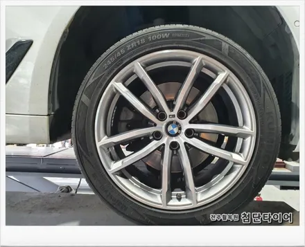 [첨단타이어]BMW520d 순정18인치 휠복원/휠수리- 전주휠복원,정읍익산김제군산휠복원,대전휠광주휠,충북충남휠,전주튜닝,중고휠,브레이크튜닝,중고타이어,휠타이어,전남여수목포휠,휠기스 / 전주
