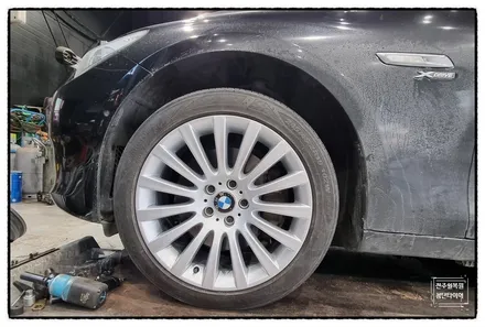 [전주 휠복원 첨단타이어] BMW GT 순정19인치 휠긁힘/휠스크래치 ->BMW7시리즈 순정복원휠 교체! / 전주