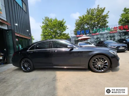 [전주김제 휠복원 첨단타이어]벤츠 560차량 20인치 순정 CLS AMG 블랙스퍼터링크롬 복원휠 튜닝 광주대전휠복원 군산휠복원,충남충북휠복원,서천대천휠복원,여수목포휠복원,전주휠튜닝 / 전주