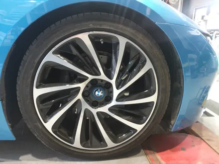 [첨단타이어] BMW I8 다이아몬드컷팅 휠복원 / 전주