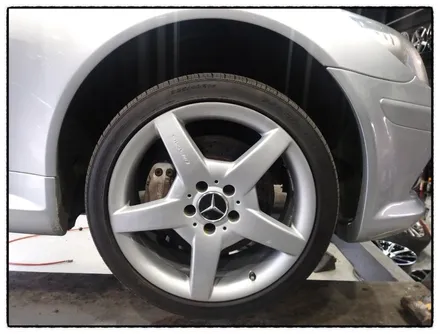 [첨단타이어] 벤츠SLK350 컨버터블 AMG 18인치 도장휠-> 다이아몬드컷팅휠로 교체!! / 전주