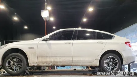 [전주휠복원 첨단타이어] BMW 5GT 순정18인치 ->BMW 3/4시리즈 397 블랙크롬휠복원 교체작업! / 전주
