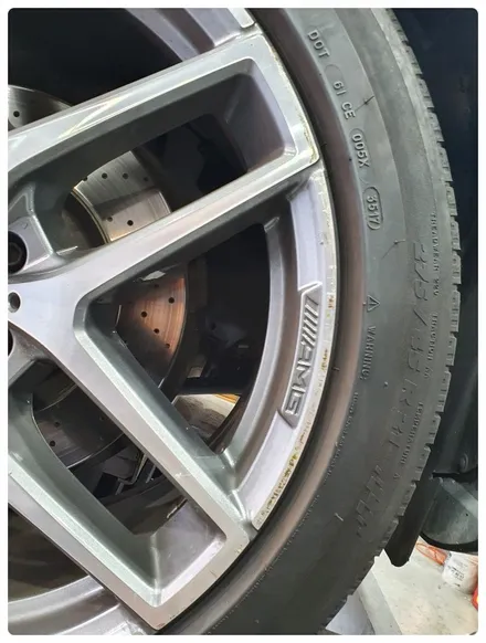 [전주휠복원 첨단타이어] 벤츠GLE350d 쿠페 순정21인치 다이아몬드컷팅 휠복원+ 275/45R21 피넬리 / 전주