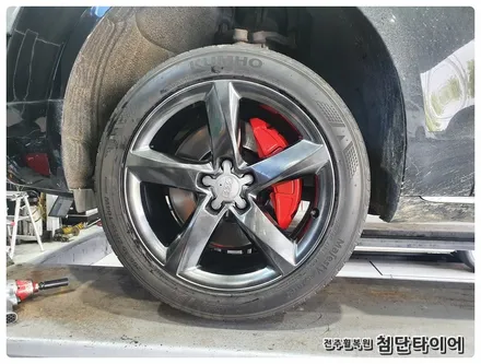 [전주휠복원 첨단타이어] 아우디A8 순정19인치->고스트크롬휠복원/휠도색+캘리퍼전용우레탄도색(레드) / 전주
