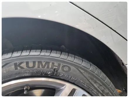 [전주 휠복원 첨단타이어]BMW118d Y자 스포크휠 17인치 휠크랙발생->순정17인치 다이아몬컷팅휠 +2254517 금호 솔루스 TA51 정읍익산김제휠복원, 군산광주대전휠복원튜닝 / 전주