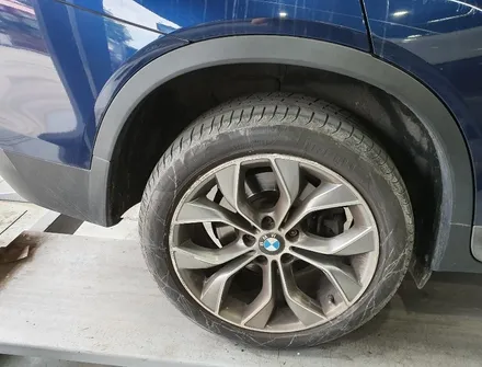 [첨단타이어] BMW X4 20d 순정19인치 다이아몬드컷팅 휠복원 - / 전주