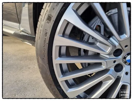 [전주 휠복원 첨단타이어]BMW X7 순정22인치 휠복원/다이아몬드컷팅/휠스크래치/휠수리- / 전주