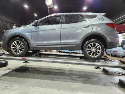 [전주김제 휠복원 첨단타이어] 싼타페 DM 18인치 도장 복원휠 튜닝 휠복원 광주대전휠복원 군산휠복원,충남충북휠복원,서천대천휠복원,여수목포휠복원,전주휠튜닝, 휠타이어인치업 / 전주