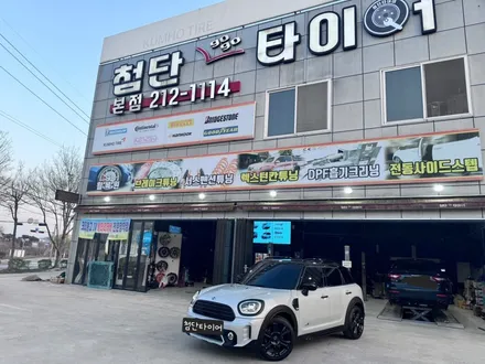 [전주 휠복원 첨단타이어] BMW 미니 컨트리맨 19인치 순정 컷팅휠 ⇨ 블랙유광으로 휠복원 김제익산군산휠복원,대전휠복원,광주휠복원,충남충북휠복원,여수목포휠복원,경남경북휠복원 / 전주