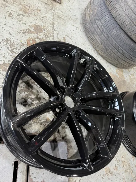 [전주 휠복원 첨단타이어]BMW 520d 순정 18인치 도장휠⇨블랙유광으로 휠복원 김제익산군산휠복원,대전휠복원,광주휠복원,전북전남휠복원,충남충북휠복원,경남경북휠복원,휠타이어,휠튜닝 / 전주