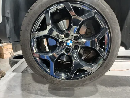 ➿전주 휠복원 첨단타이어➿BMW E바디 X6 순정 20인치 화이트크롬휠⇨블랙크롬으로 휠복원 전북전남휠복원,대전휠복원,광주휠복원,대구휠복원,충북충남휠복원,경북경남휠복원,경기도휠복원 / 전주