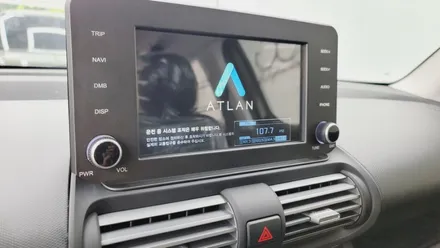 현대 캐스퍼 썬팅 레인보우 i90Black / 네비 매립/ 후방카메라/ 샤크안테나 / 아이나비 QXD8000 / 서울 은평구 역촌동