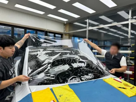 대전 테슬라 모델y 윈드쉴드 시공,전면유리깨짐 미리 보호해요. / 안성, 평택, 오산