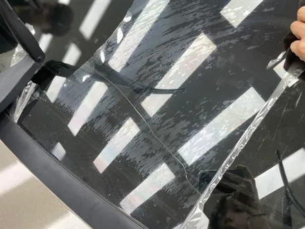 대전 테슬라 모델y 윈드쉴드 시공,전면유리깨짐 미리 보호해요. / 안성, 평택, 오산