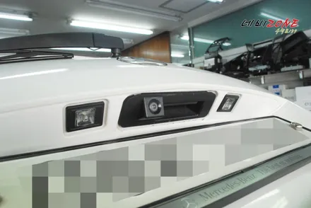 벤츠 GLK 12.3인치 모니터 교체 네비 매립