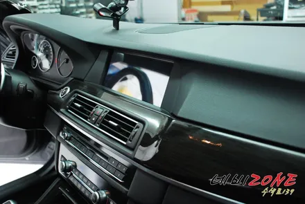네비죤 - [ BMW 535I ] BMW 서대문구 네비 매립 장착점 BMW 아이머큐리 A 클래스 매립 장착 BMW 네비 매립