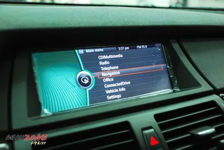 네비죤 - [ BMW X6 ] 서대문구 수입차 장착점 BMW X6 아이머큐리 A 클래스 매립 장착 X6 블랙박스 장착