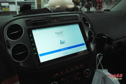 티구안 RNS-510 네비 고장 오디오 교체