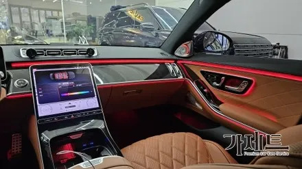 광주 벤츠 S500 S클래스 액티브 엠비언트 및 4D 부메스터 전동트위터 설치장착 튜닝 시공