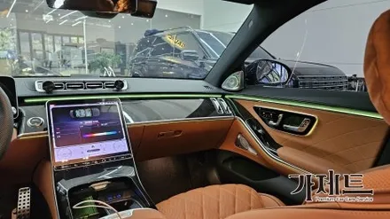 광주 벤츠 S500 S클래스 액티브 엠비언트 및 4D 부메스터 전동트위터 설치장착 튜닝 시공