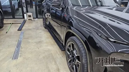 BMW XM 전동 사이드스텝 전용발판 설치장착 튜닝 시공 전문점