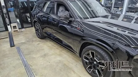 BMW XM 전동 사이드스텝 전용발판 설치장착 튜닝 시공 전문점