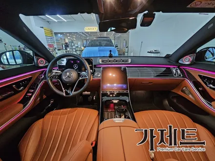 광주 벤츠 S350d S클래스 피아노라커트림 + 4D 부메스터 전동트위터 엠비언트 설치장착 튜닝 시공