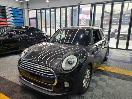 BMW미니 초코브라운---> 카민레드 랩핑 / 대구랩핑 / 부천 원미구 상동