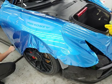 포르쉐 911 카레라 4 GTS 991 / 브라이트블루 전체랩핑 / 네카코리아 / 부천 원미구 상동