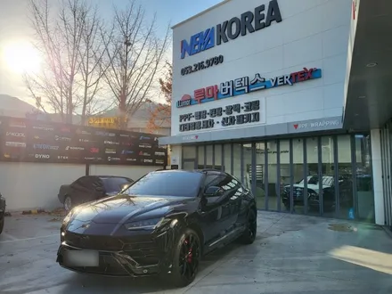 람보르기니 우르스 사틴다크바솔트 전체랩핑 / 대구랩핑 / 부천 원미구 상동