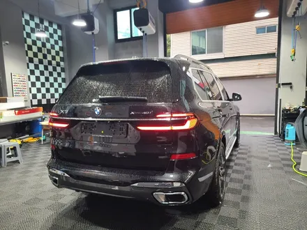 BMW X7 40i  사파이어 블랙 . 크롬딜리트 . 크롬랩핑 / 부천 원미구 상동