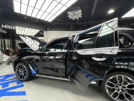 신형 BMW X7 / 전체PPF +크롬죽이기 / 솔라가드 퀀텀 / 풀신차패키지 / 부천 원미구 상동