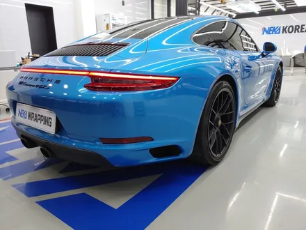 포르쉐 911 카레라 4 GTS 991 / 브라이트블루 전체랩핑 / 네카코리아 / 부천 원미구 상동
