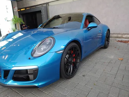 포르쉐 911 카레라 4 GTS 991 / 브라이트블루 전체랩핑 / 네카코리아 / 부천 원미구 상동
