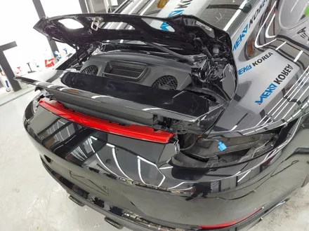 포르쉐 911 카레라 4 GTS 991 / 브라이트블루 전체랩핑 / 네카코리아 / 부천 원미구 상동