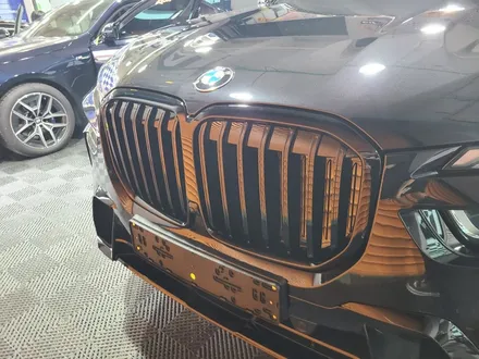 BMW X7 40i  사파이어 블랙 . 크롬딜리트 . 크롬랩핑 / 부천 원미구 상동