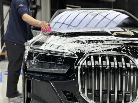 BMW i7 60 / 전체PPF + 전체크롬딜리트 / 부천 원미구 상동