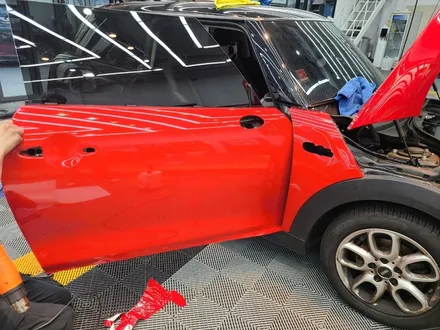 BMW미니 초코브라운---> 카민레드 랩핑 / 대구랩핑 / 부천 원미구 상동
