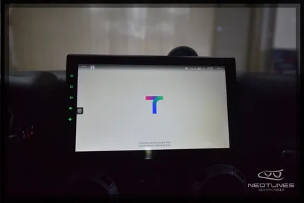 지프 랭글러 루비콘 안드로이드 올인원으로 T맵과 네비를 자유롭게 / 용인 처인구, 이천