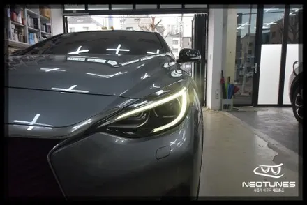 인피니티 Q30 순정 데이라이트 황변증상 수리작업 / 인피니티 / Q30 / 용인 처인구