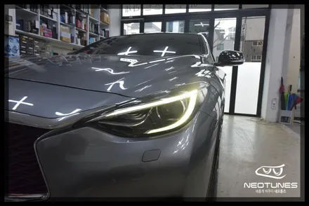 인피니티 Q30 순정 데이라이트 황변증상 수리작업 / 인피니티 / Q30 / 용인 처인구