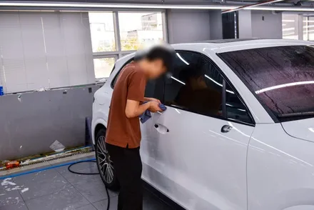 더 카이엔 클럽 에디션 출고 서비스 주차장 패키지 2호차 출고 / 하남, 강동, 송파