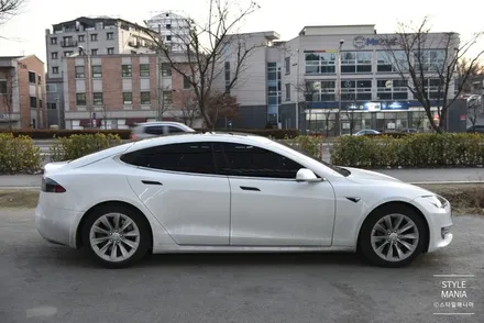 미국 전기차 TESLA MODEL S 존슨썬팅 송파썬팅 스타일매니아 / 하남시 감북동