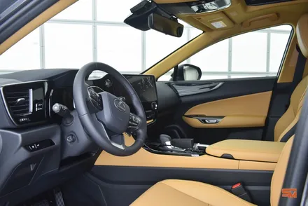 렉서스 NX450h, 송파 PPF 전문업체에서 전면부 프론트 PPF 패키지 + 도어 전체 PPF (PPF 불량업체 적발..) / 하남, 강동, 송파