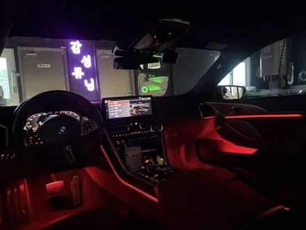 BMW M850i 실내 순정엠비언트 아쉬운광량 감성튜닝에서 엠비언트 시공으로 꽉잡아보았습니다! / 천안시 동남구