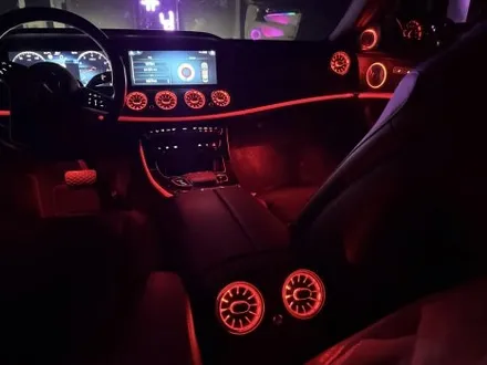벤츠 W214 E250 송풍구 엠비언트 , 4D부메스터 , 미드레인지 스피커 시공으로 찐 벤츠실내분위기 연출하기 / 천안시 동남구