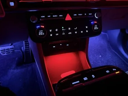 투싼 NX4페리 순정연동 엠비언트 시공으로 화사해진 실내 분위기 / 천안시 동남구