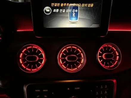 CLA 250 엠비언트와 송풍구 시공 감성튜닝에서는 벤츠라면 어떤 시공이든 가능합니다! / 천안시 동남구
