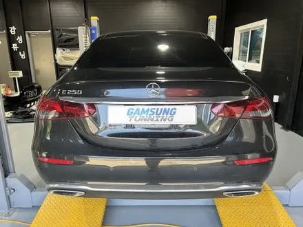천안  W213 AMG 개조부터 실내튜닝 생활코딩 배기 엠비언트까지 감성튜닝은 한번에 다한다~ / 천안시 동남구